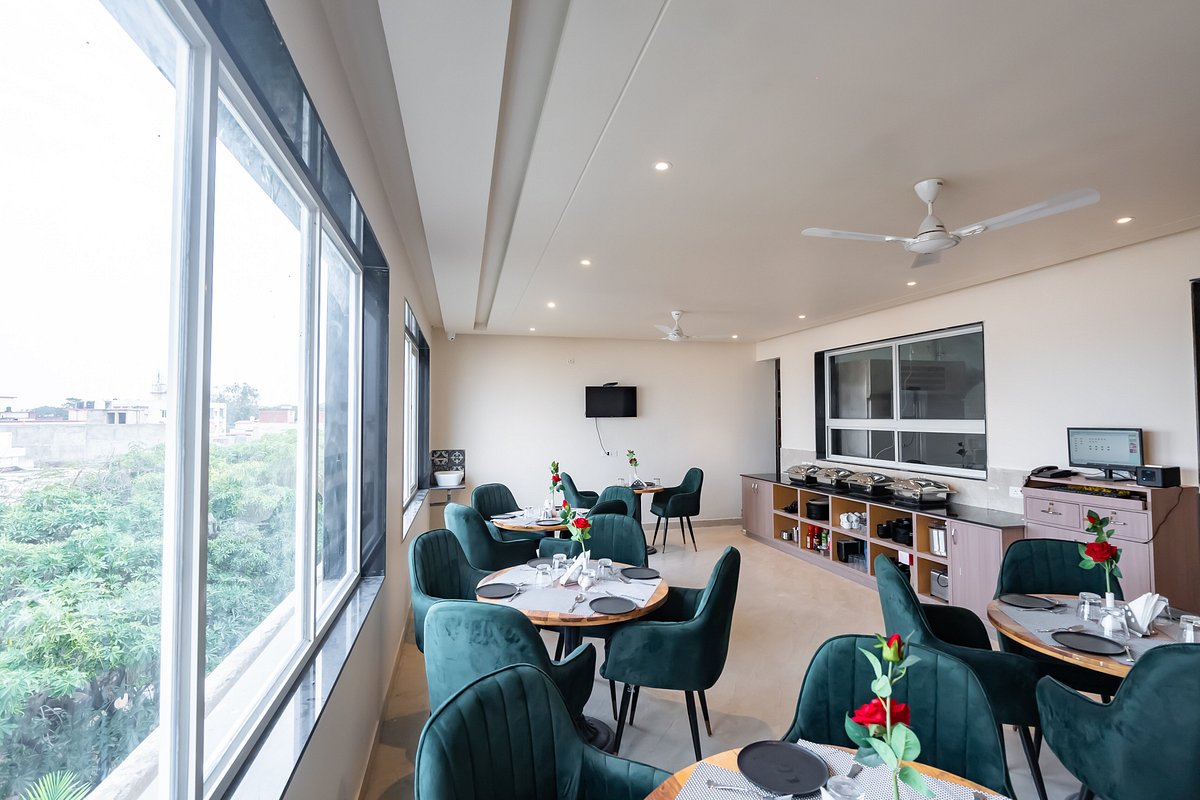 Dev Residency, Varanasi Varanasi [Indoor Restaurant Hotel Serving Multi-cuisine Dishes]