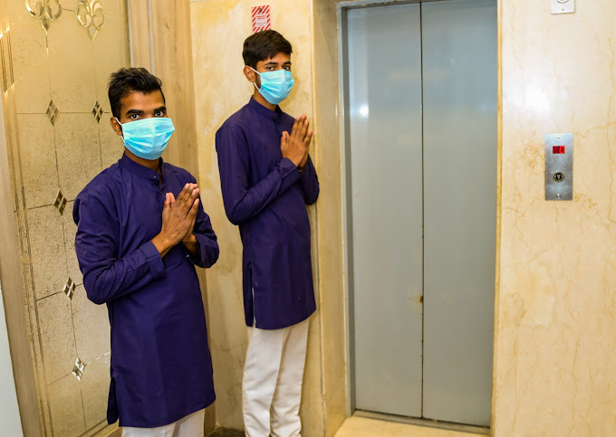 Four Leaf Hotel - Sapphire Blue, Varanasi Varanasi [Reception Area In Hotel]