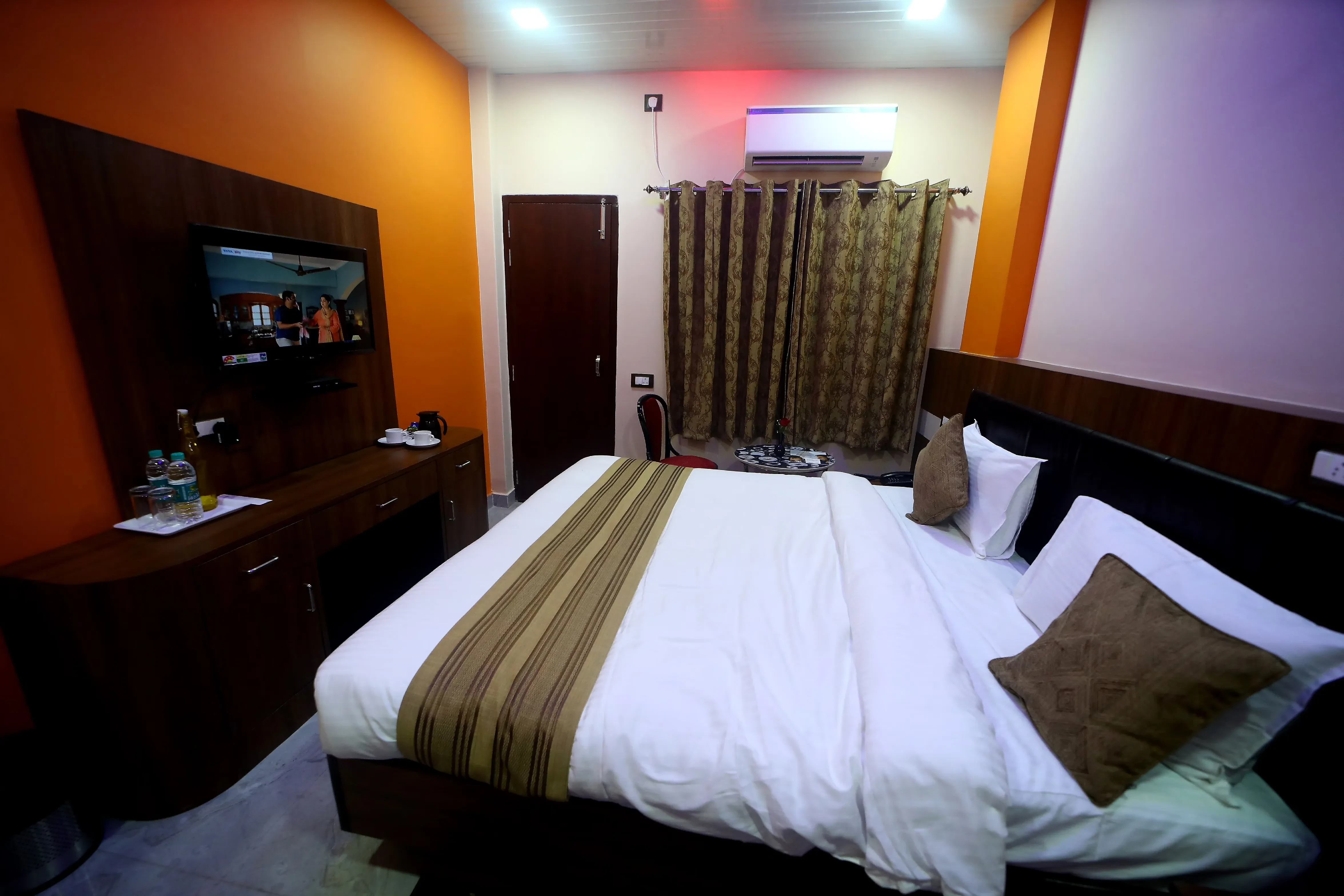 Hotel APS Palace Varanasi [Flat Screen TV]