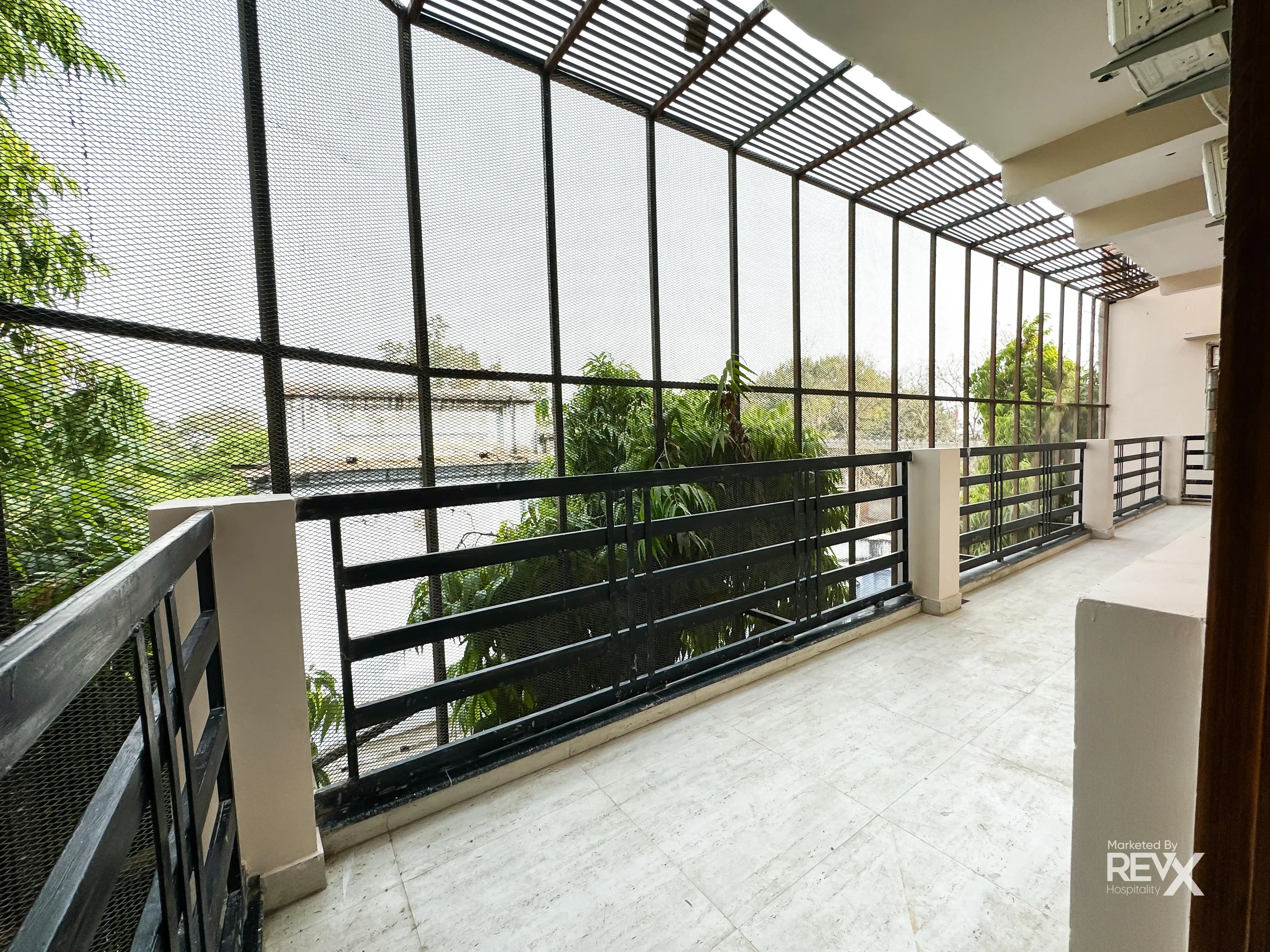 Hotel Guru Sadan Ayodhya [Balcony]