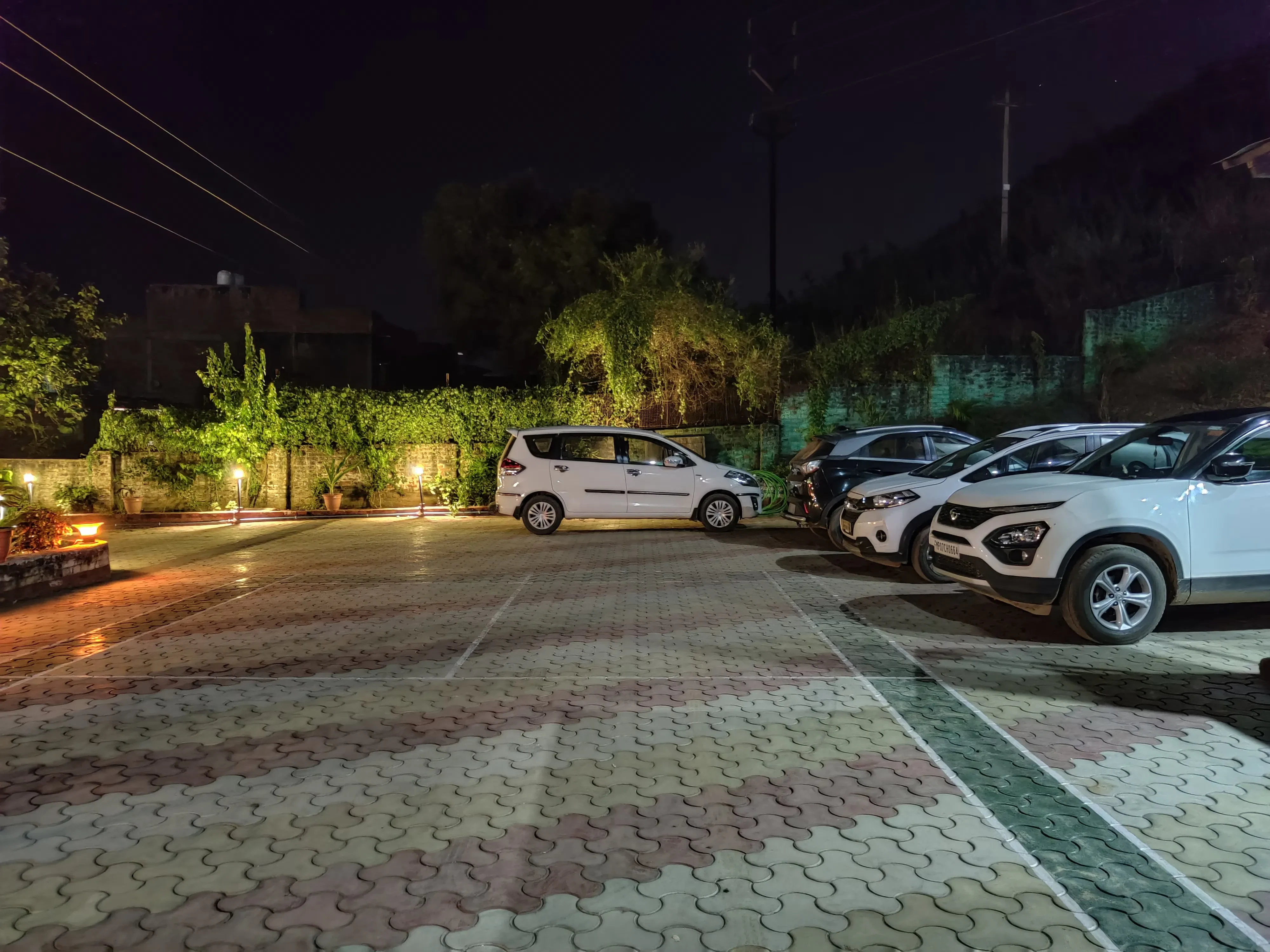 Hotel Parth Chitrakoot [Parking]