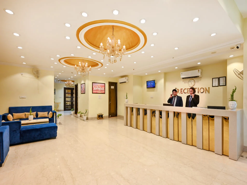 Hotel SKS Grand Palace Vrindavan [Reception Area]