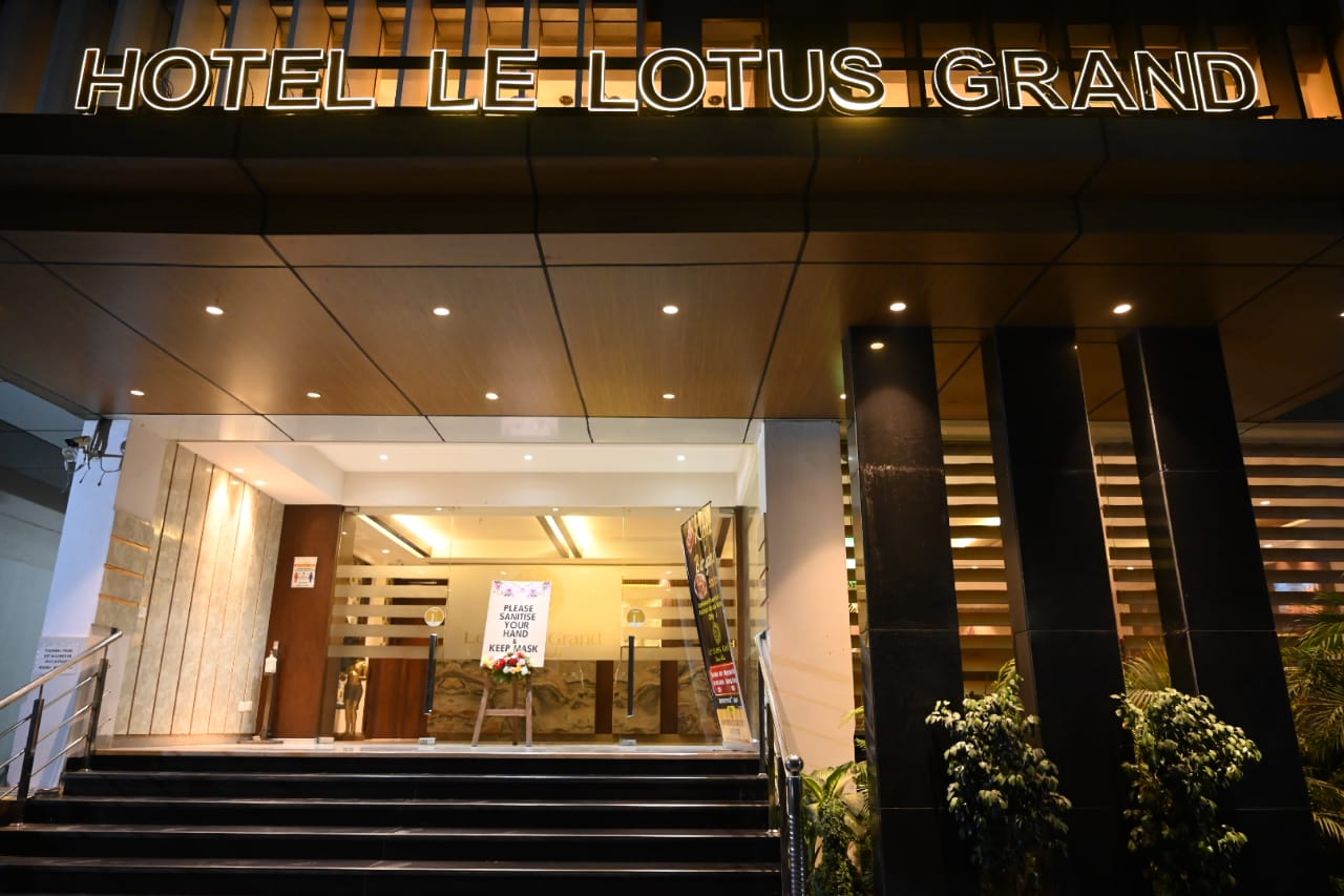 Hotel Le Lotus Grand Varanasi Varanasi [Hotel Front View]