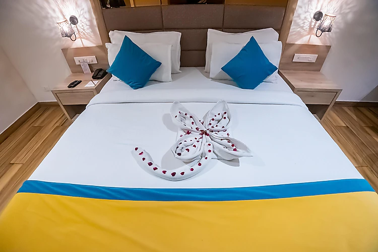 Arcadia Hotel Varanasi Varanasi [Full View Of The Comfortable Double Bed In The Room]