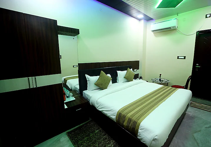 Hotel APS Palace Varanasi [Flat Screen TV]