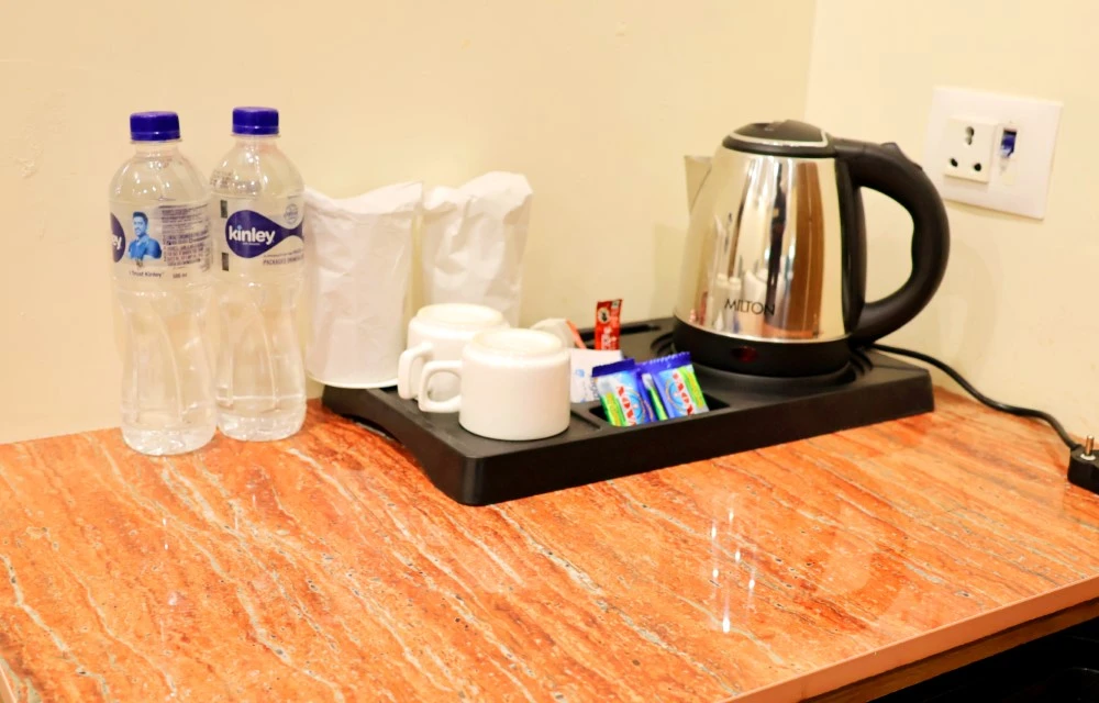 Hotel Tulsi Grand Inn Vrindavan Vrindavan [Electric Kettle]