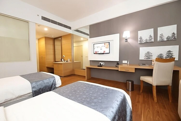 Mahabodhi Hotel And Resort Bodh Gaya [Wall-mounted Flat-screen TV For Entertainment]