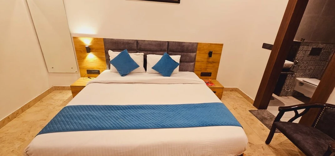Radhe Bihari Nikunj Inn & Restaurant Vrindavan [Full View Of The Comfortable Double Bed In The Room]